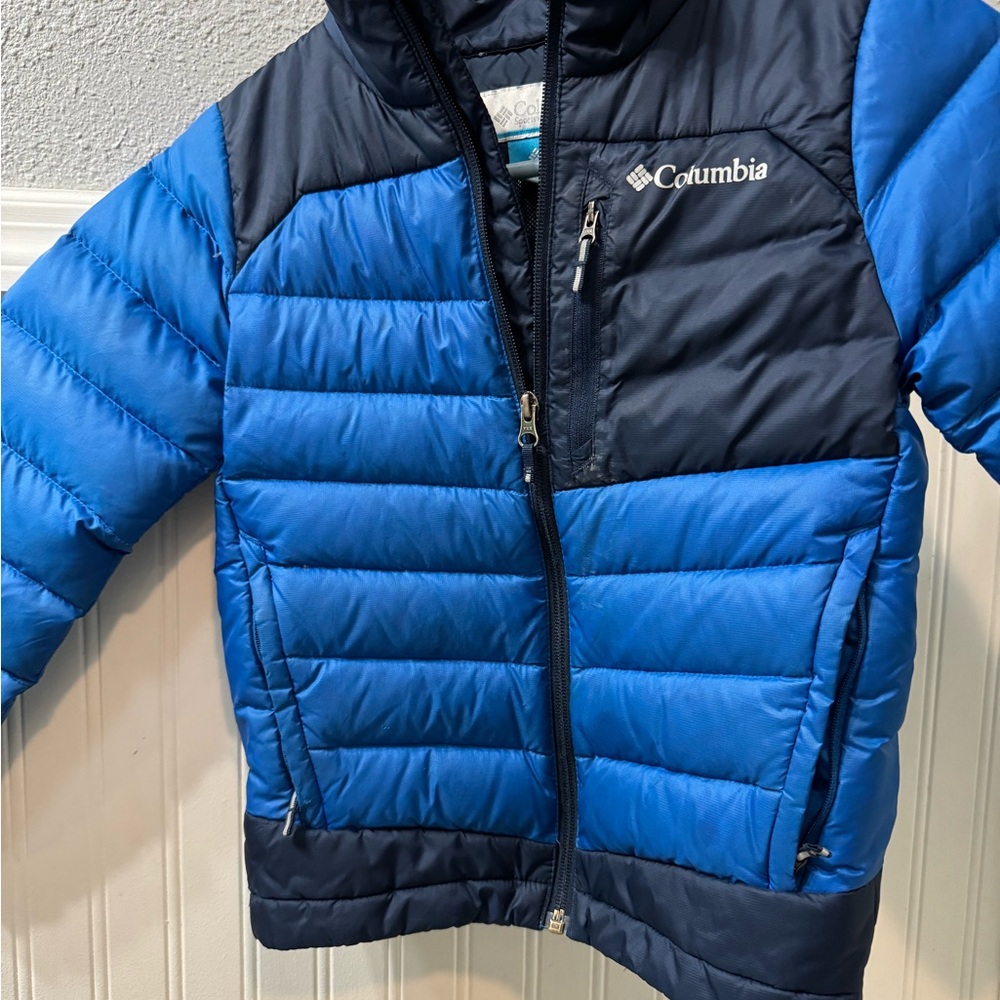 Columbia Blue Puffer Jacket with Black Accents